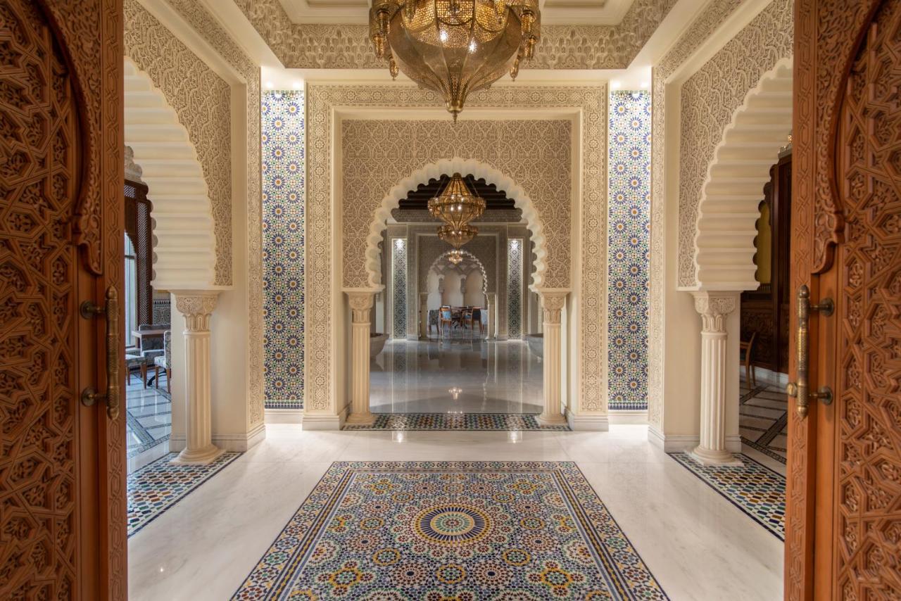 Movenpick Hotel And Residences Riyadh Ngoại thất bức ảnh The lobby of the hotel