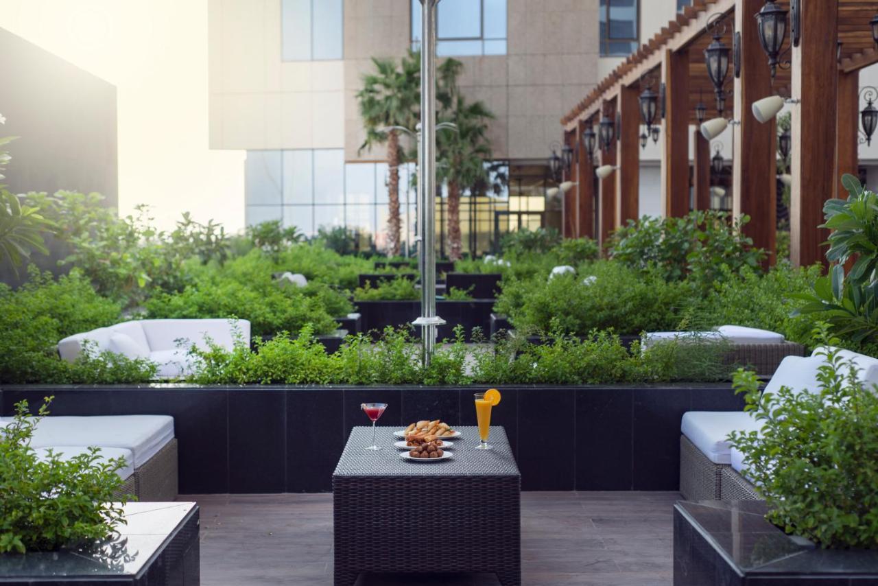Movenpick Hotel And Residences Riyadh Ngoại thất bức ảnh The Park, Hyderabad