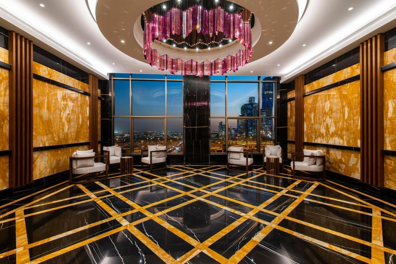 Movenpick Hotel And Residences Riyadh Ngoại thất bức ảnh The lobby of the Ritz-Carlton, Dubai