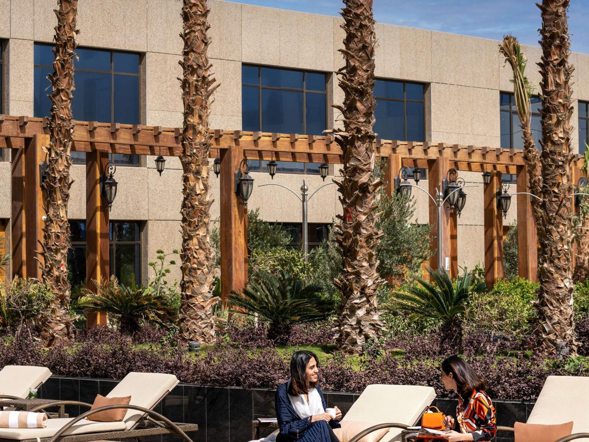 Movenpick Hotel And Residences Riyadh Ngoại thất bức ảnh The University Campus